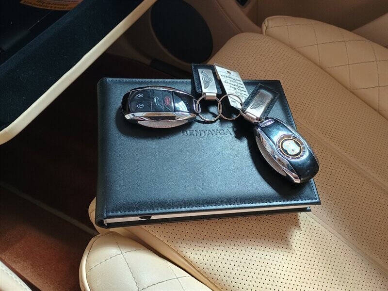 2019 Bentley Bentayga 108