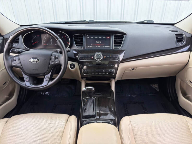 2014 Kia Cadenza Premium