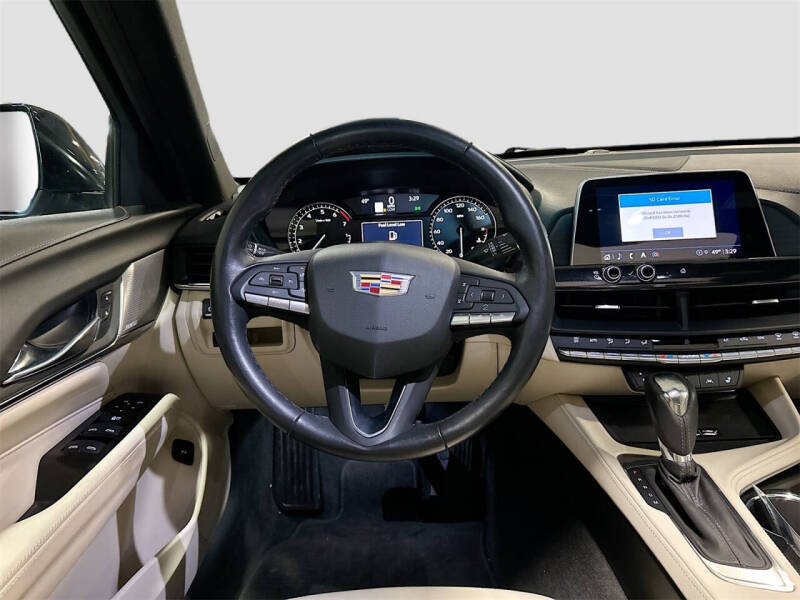 2023 Cadillac CT4 Luxury