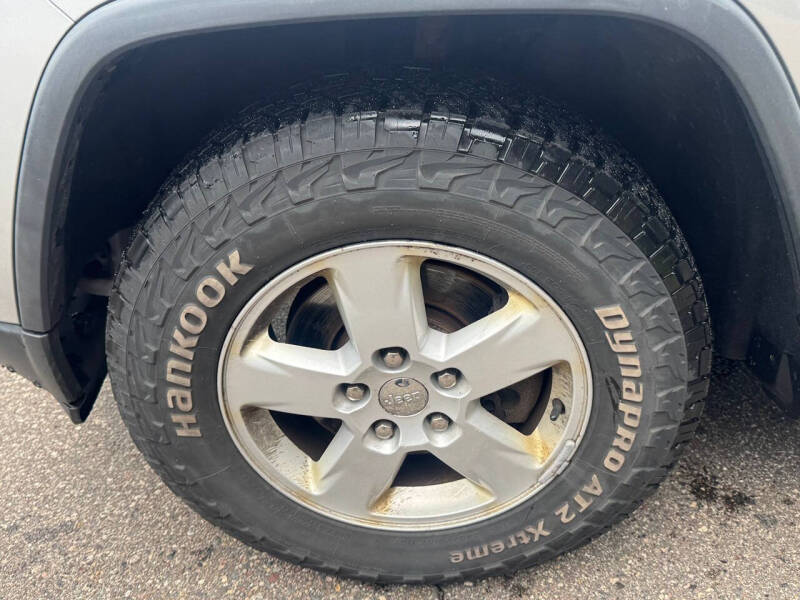 2011 Jeep Grand Cherokee Laredo