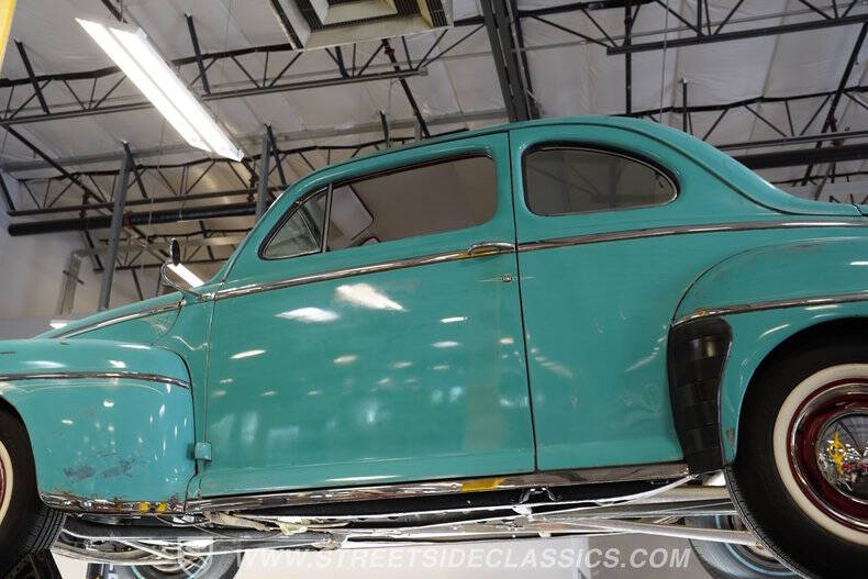 1948 Ford Deluxe