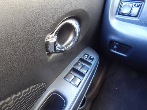 2014 Nissan Versa Note SV