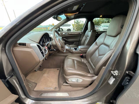 2011 Porsche Cayenne S