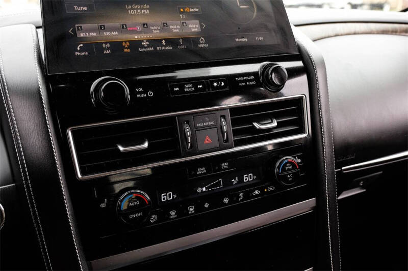 2022 Infiniti QX80 Premium Select