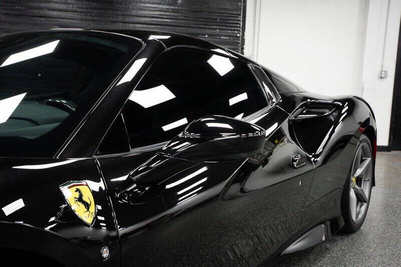 2021 Ferrari F8 Spider