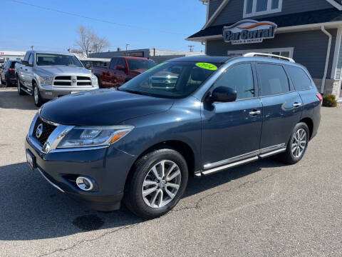 2014 Nissan Pathfinder for sale at Car Corral in Kenosha WI