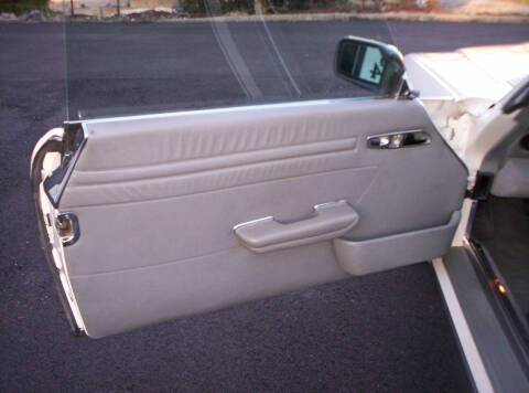 1989 Mercedes-Benz 560-Class 560 SL