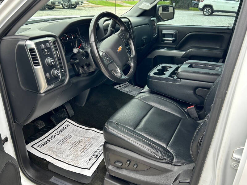 2018 Chevrolet Silverado 1500 LT photo 5