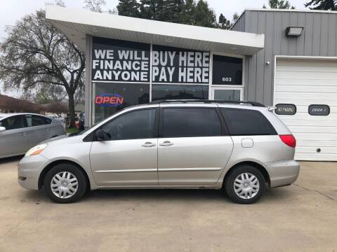 2008 Toyota Sienna for sale at STERLING MOTORS in Watertown SD