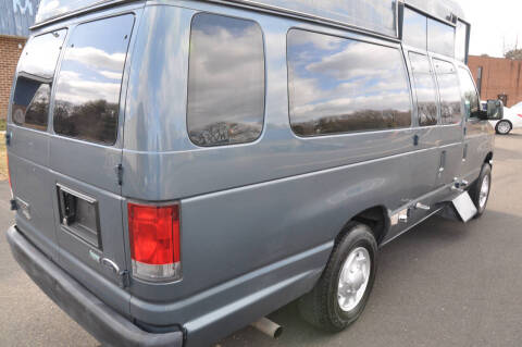 2014 Ford E-Series E-350 SD