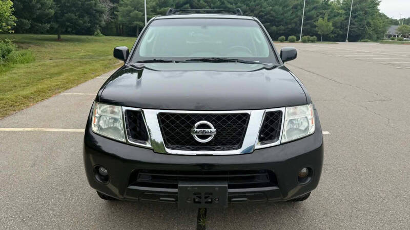 2008 Nissan Pathfinder LE