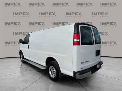 2023 GMC Savana 2500