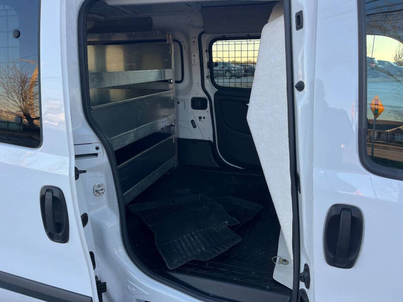 2019 RAM Promaster City SLT photo 14