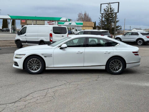 2023 Genesis G80