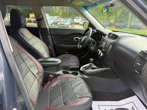 2016 Kia Soul +