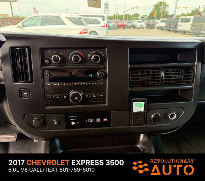 2017 Chevrolet Express LT 3500