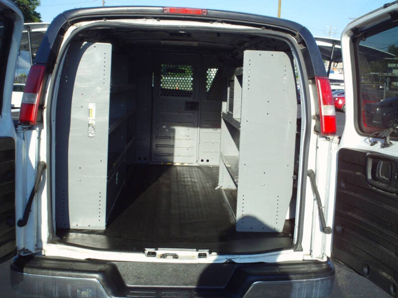 2016 GMC Savana 2500