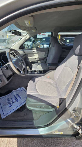 2011 Chevrolet Traverse LT