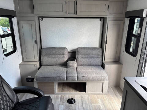 2024 Coachmen RV Clipper 18FQ