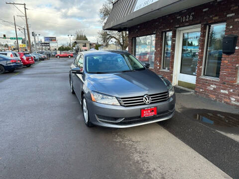 2013 Volkswagen Passat for sale at M&M Auto Sales in Portland OR