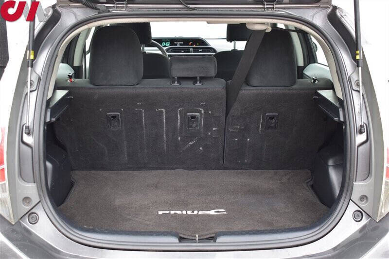 2013 Toyota Prius c Two