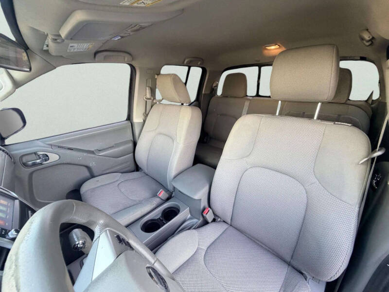 2019 Nissan Frontier SV