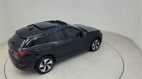 2025 Audi Q6 e-tron quattro Premium Plus