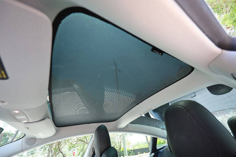 2019 Tesla Model 3 Standard Range Plus