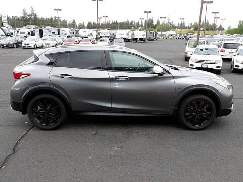 2018 Infiniti QX30 Essential