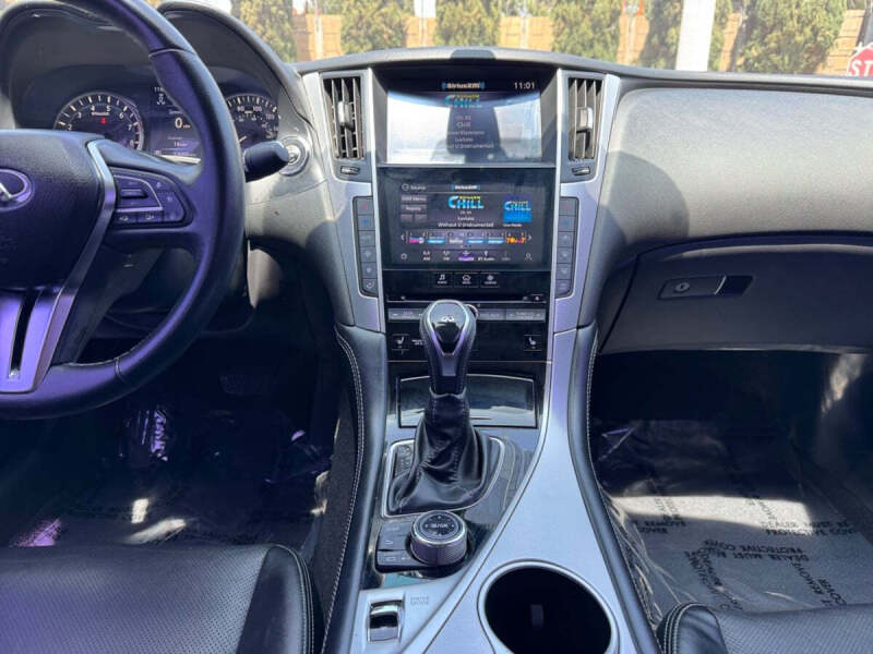 2022 Infiniti Q50 Luxe