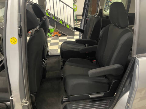 2012 Mazda MAZDA5 Sport