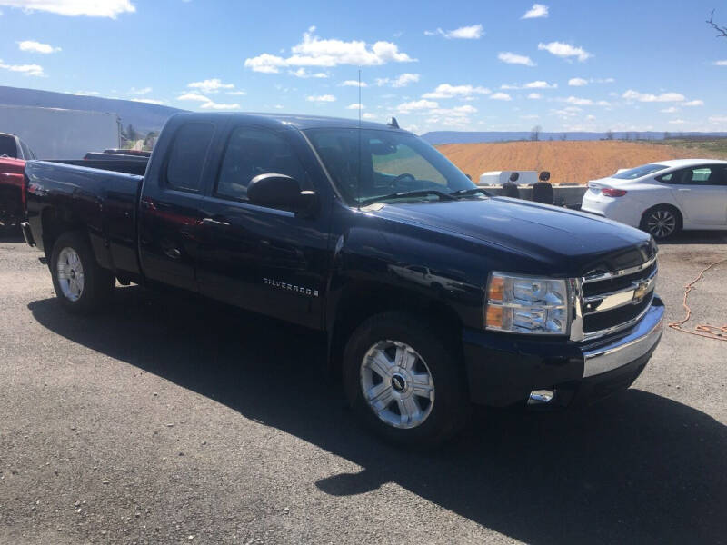 SMITH FAMILY CAR STORE INC Car Dealer in Roaring Spring, PA