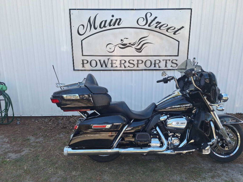 2017 Harley-Davidson FLTK LIMITED