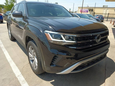 2020 Volkswagen Atlas Cross Sport for sale at Auto Haus Imports in Grand Prairie TX