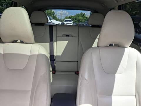 2016 Volvo XC60 T5 Drive-E Platinum