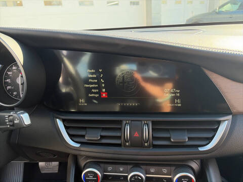 2017 Alfa Romeo Giulia Ti