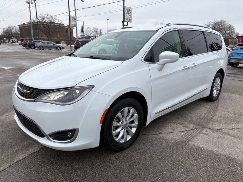 2018 Chrysler Pacifica Touring L