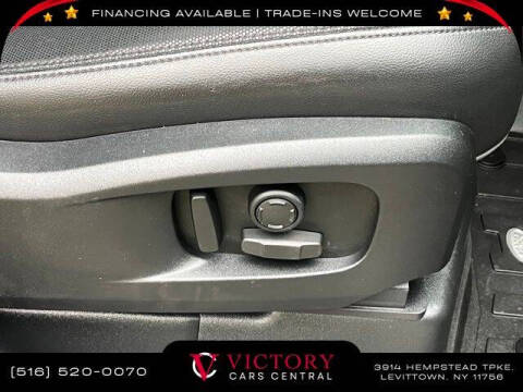 2022 Land Rover Defender 110 X-Dynamic SE