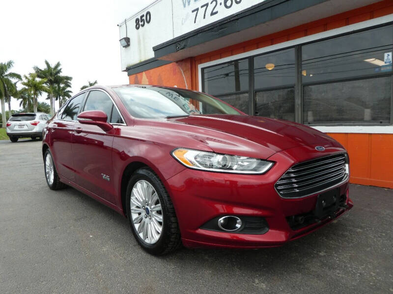 2014 Ford Fusion Energi SE