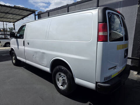 2013 Chevrolet Express 2500