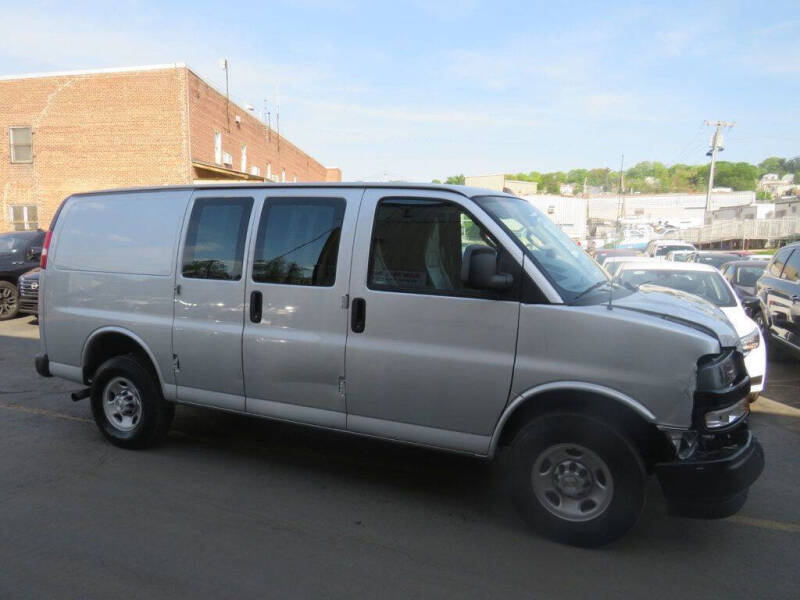 2023 Chevrolet Express 3500
