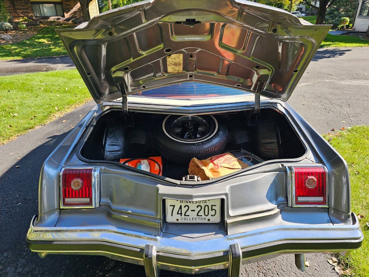 1977 Pontiac Grand Prix 36