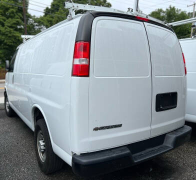 2017 Chevrolet Express 2500