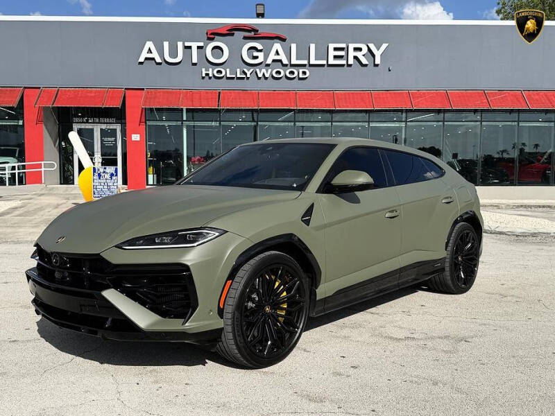 2025 Lamborghini Urus SE