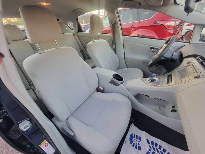 2013 Toyota Prius One