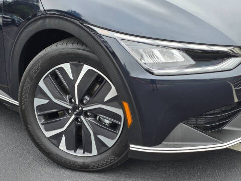 2024 Kia EV6 Light