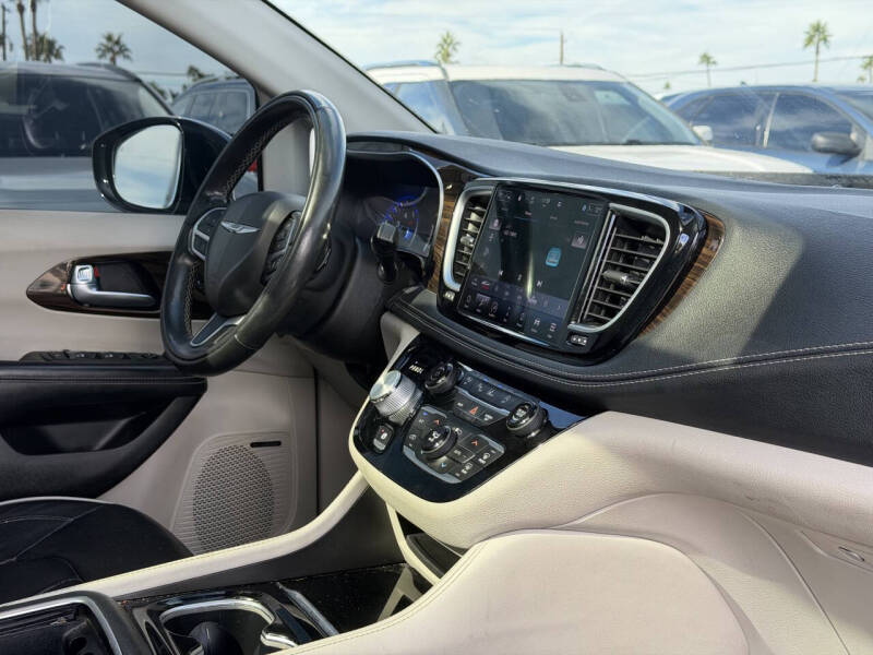 2022 Chrysler Pacifica Limited