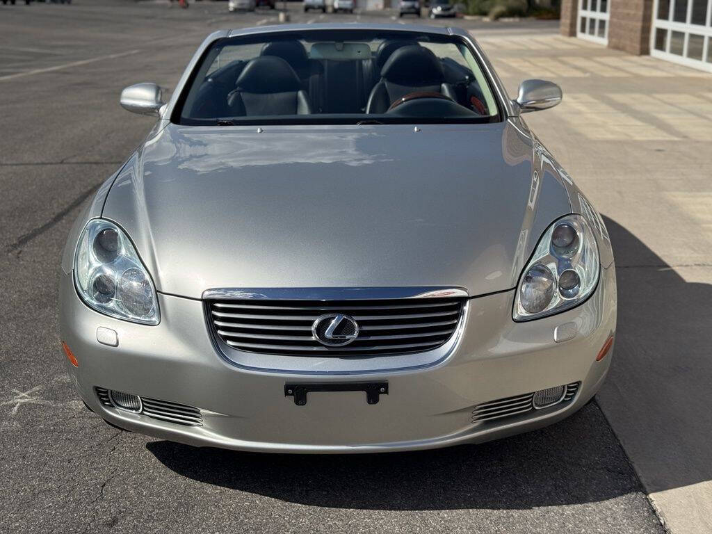 2004 Lexus SC 430 8