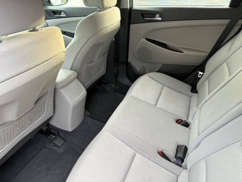 2017 Hyundai Tucson SE