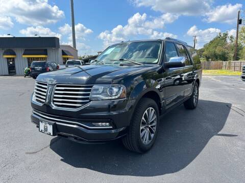 2015 Lincoln Navigator for sale at J & L AUTO SALES in Tyler TX